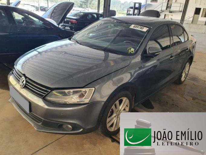 VOLKSWAGEN  JETTA 16/16