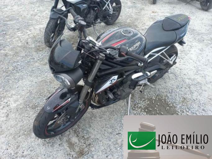 TRIUMPH STREET TRIPLE 17/18