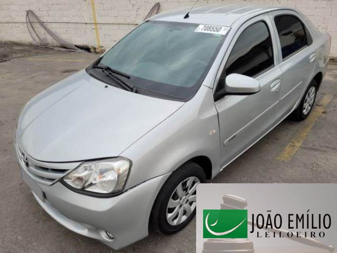 TOYOTA ETIOS SEDA 14/15