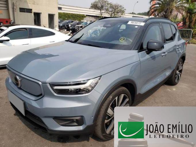 VOLVO XC40 21/22