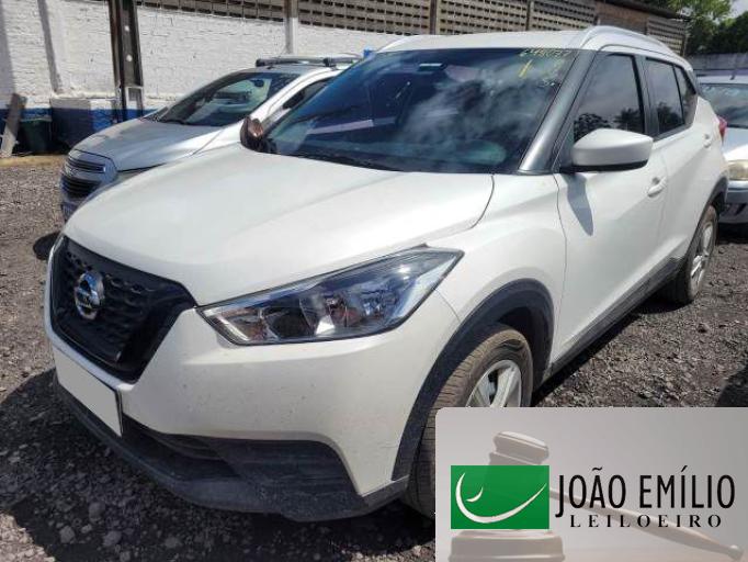 NISSAN KICKS 20/20