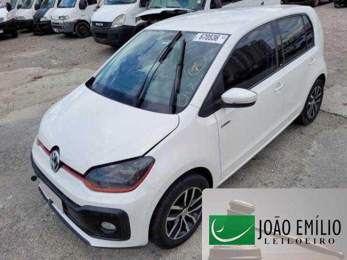 VOLKSWAGEN UP 17/18